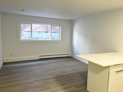 Floor plan for 1 bed, 1 bath, 400 sqft